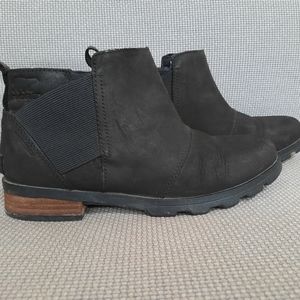 Sorel Emelie Ankle Boots 7.5